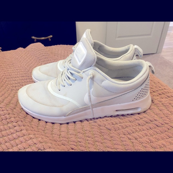 Nike Shoes - Nike shoes